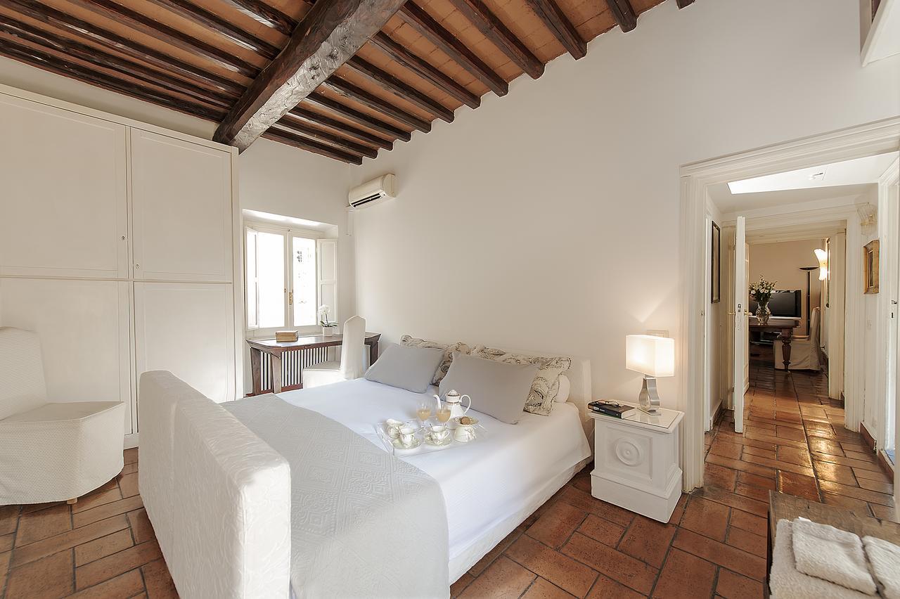 Lejlighed Condotti - 60 Mt From Spanish Steps Rom